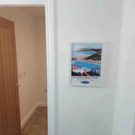 2 - Queens Court Scarborough